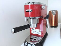 Brand New Stunning Home with Garden