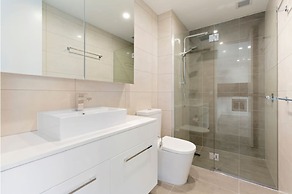 Pride Benleigh Apartment with Garden