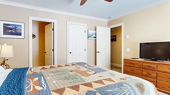 Horizons 4 165 Updated Condo, Walk to Town, On Shuttle Route to Lodges