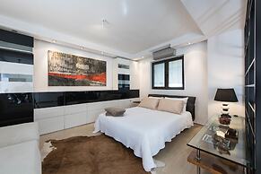 Fabulous Sea View Apartment