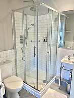 The Bridge in Barnes