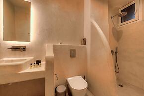 The Muse Of Santorini - Hot Tub Suites