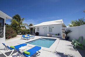 Villas of Elephant Walk, TCI