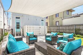 Vibrant Uptown Condos