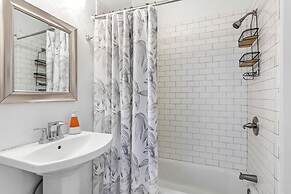 Vibrant Uptown Condos