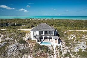 Ambergris Cay Private Island – All Inclusive – PLS Island Hopper Fligh