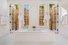 Ambergris Cay Private Island – All Inclusive – PLS Island Hopper Fligh