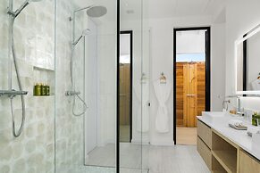 Ambergris Cay Private Island – All Inclusive – PLS Island Hopper Fligh