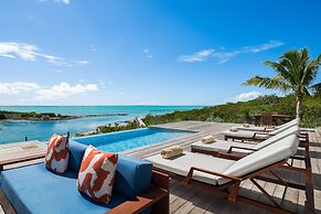 Ambergris Cay Private Island – All Inclusive – PLS Island Hopper Fligh