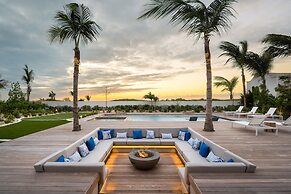 Ambergris Cay Private Island – All Inclusive – PLS Island Hopper Fligh