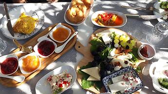 Cunda Adali Butik pansiyon