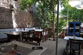 Cunda Adali Butik pansiyon