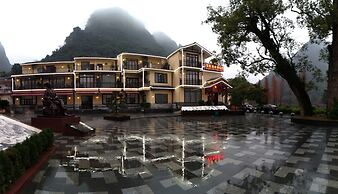 FangLian Lake Holiday Resort