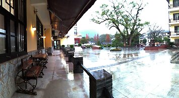 FangLian Lake Holiday Resort