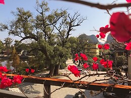 FangLian Lake Holiday Resort