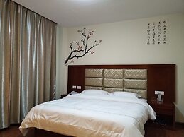 FangLian Lake Holiday Resort