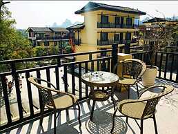 FangLian Lake Holiday Resort