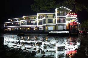 FangLian Lake Holiday Resort