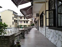 FangLian Lake Holiday Resort