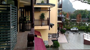 FangLian Lake Holiday Resort