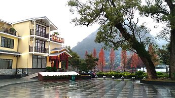 FangLian Lake Holiday Resort