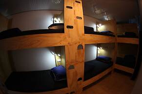 Adventure Inn Marahau - Hostel