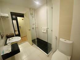 Atrium Boutique Hotel