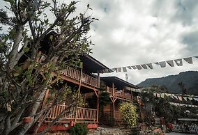 Hotel Aranya Virasat