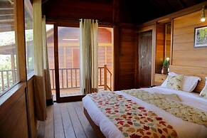 Hotel Aranya Virasat