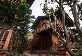 Hotel Aranya Virasat