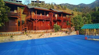 Hotel Aranya Virasat