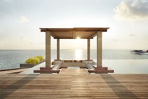 Jumeirah Olhahali Island Maldives