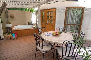 Helios Luxury Suites