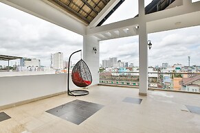 Sunflower Boutique Studio Apartment