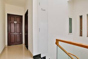 Sunflower Boutique Studio Apartment