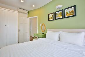 Sunflower Boutique Studio Apartment