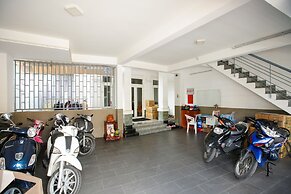 Sunflower Boutique Studio Apartment