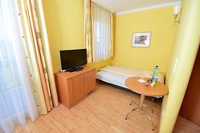 Golf & Therme Sonnenpension Hotel Garni