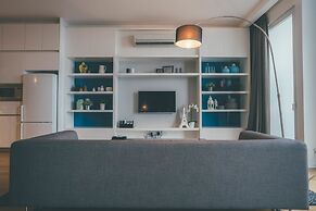 LUMA At Platinum Suite