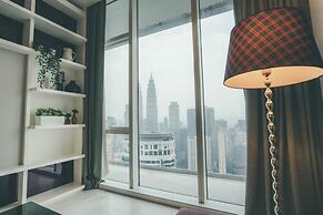 LUMA At Platinum Suite