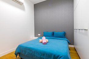 LUMA At Platinum Suite