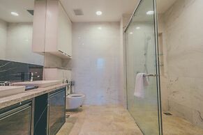 LUMA At Platinum Suite