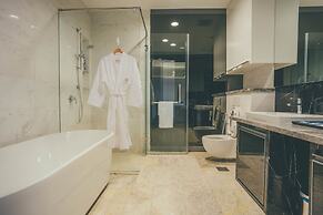 LUMA At Platinum Suite