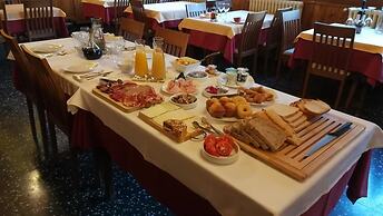 Hotel La Ribera