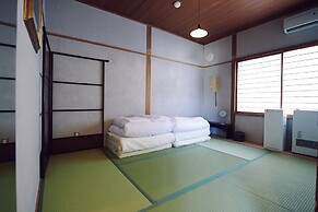 SMALL TOWN HOTEL Hakodate