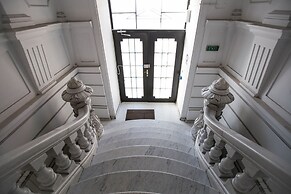 Alteea 2 Deluxe Bucharest Apartments