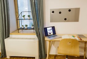 Alteea 2 Deluxe Bucharest Apartments