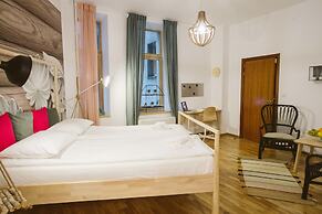 Alteea 2 Deluxe Bucharest Apartments