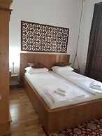 Alteea 2 Deluxe Bucharest Apartments