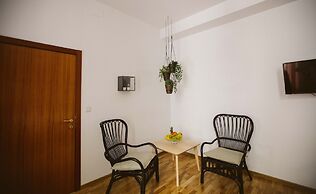 Alteea 2 Deluxe Bucharest Apartments